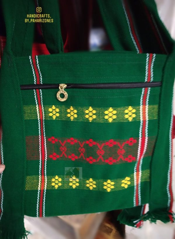 Embroidered cloth bag for women, perfect for weekends, going to the beach,  or for sports ? Made in France.